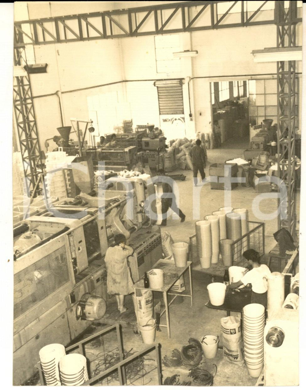 Fotografia d epoca originale 1965 ca CAGLIARI Stabilimento IMPA stampaggio materie plastiche Foto 12x16 1