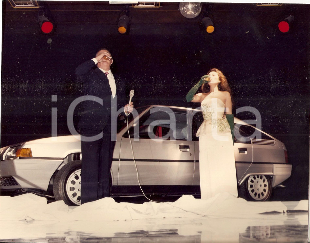 1982 CITROEN BX Evento di presentazione - Brindisi con champagne *Foto 25x19 cm