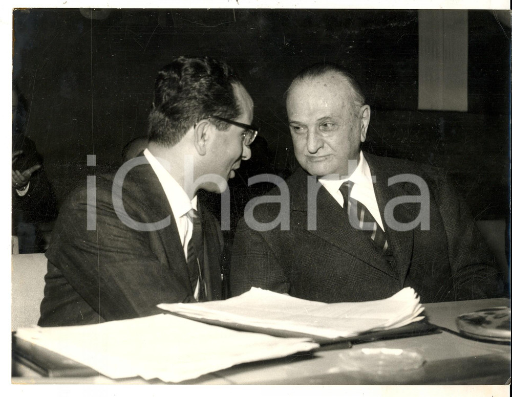 Fotografia d epoca originale 1962 ROMA Ministro Emilio COLOMBO con Furio CICOGNA all assemblea CONFINDUSTRIA 1