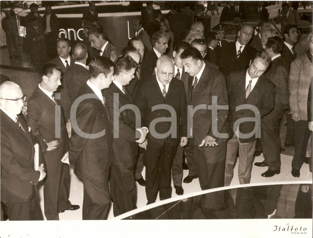 Fotografia d epoca originale 1970 SALONE DELL AUTO DI TORINO Min. Silvio GAVA visita padiglione CITROEN Foto 1