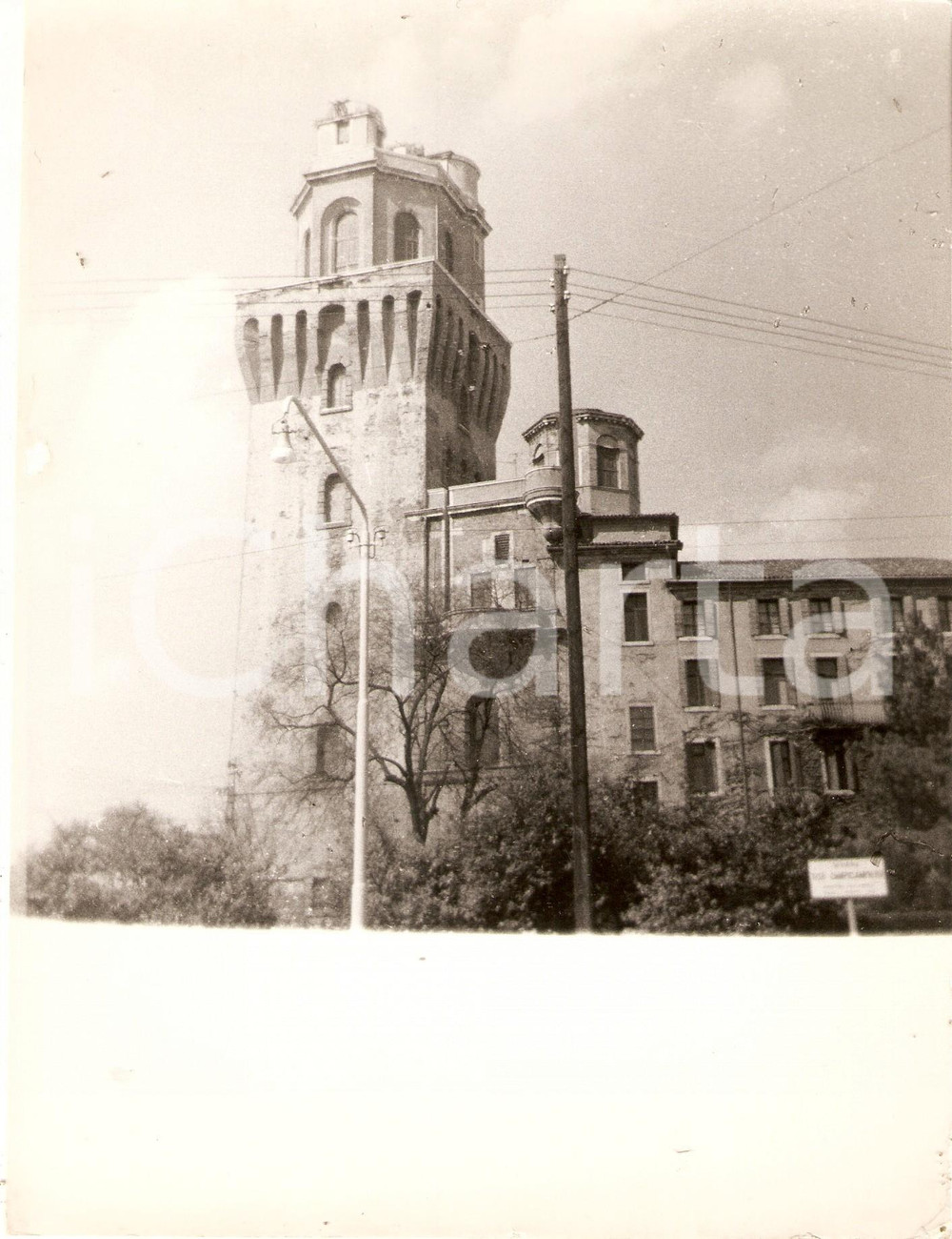 Fotografia d epoca originale 1975 ca PADOVA Torre dell Osservatorio astronomico LA SPECOLA Foto 17x23 cm 1