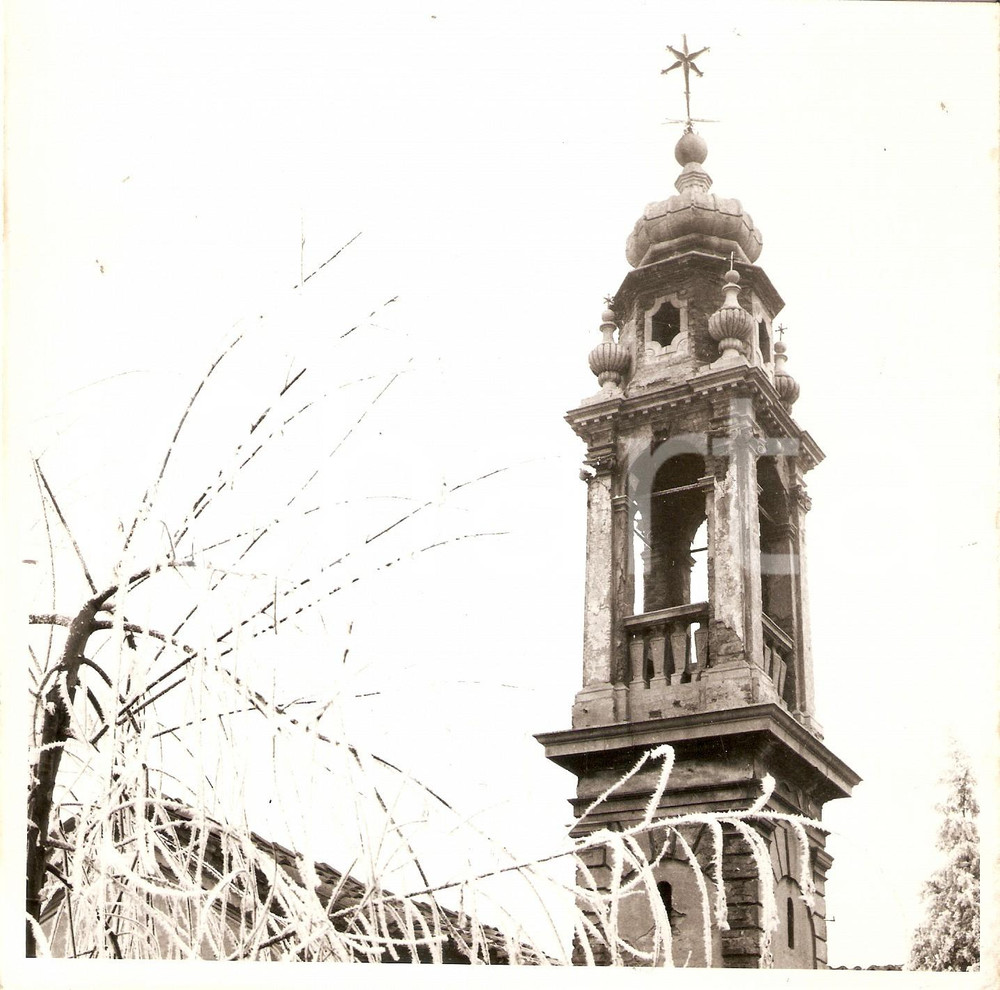 Fotografia d epoca originale 1975 ca AREA PADOVANA Scorcio del campanile di una chiesa Foto 18x18 cm 1