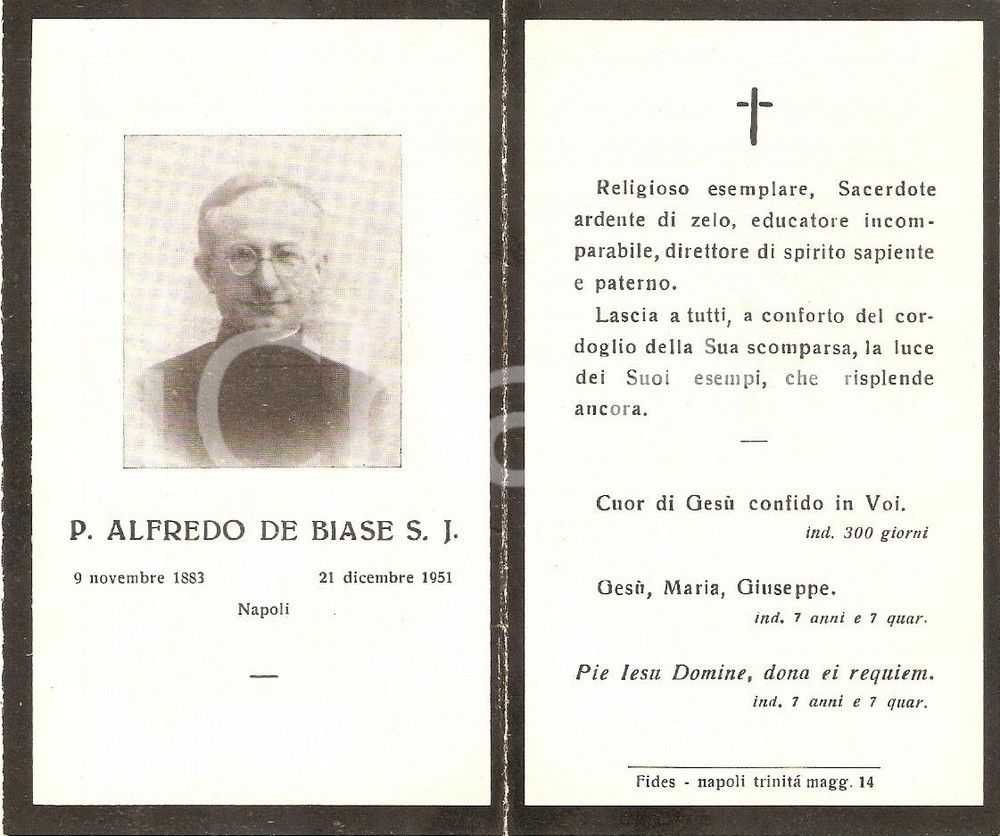 Oggetto da collezione cartaceo 1951 NAPOLI In memoria di Padre Alfredo DE BIASE S. J. Santino con ritratto 1