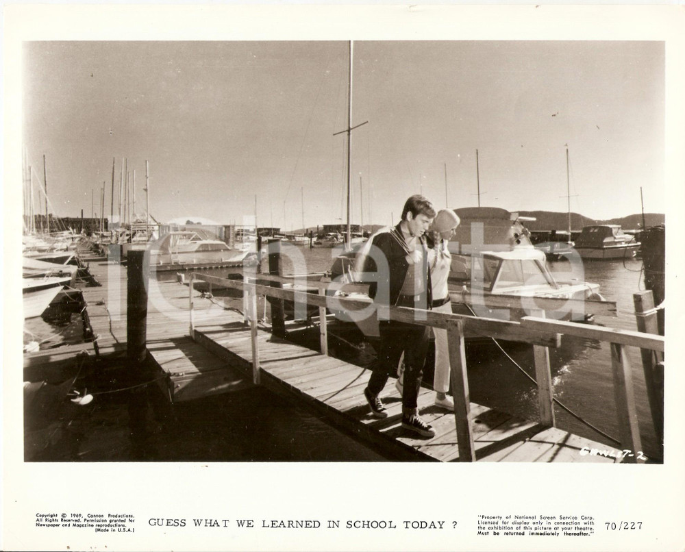 Fotografia d epoca originale 1969 GUESS WHAT WE LEARNED IN SCHOOL TODAY? Devin GOLDENBERG Foto 25x20 cm 1