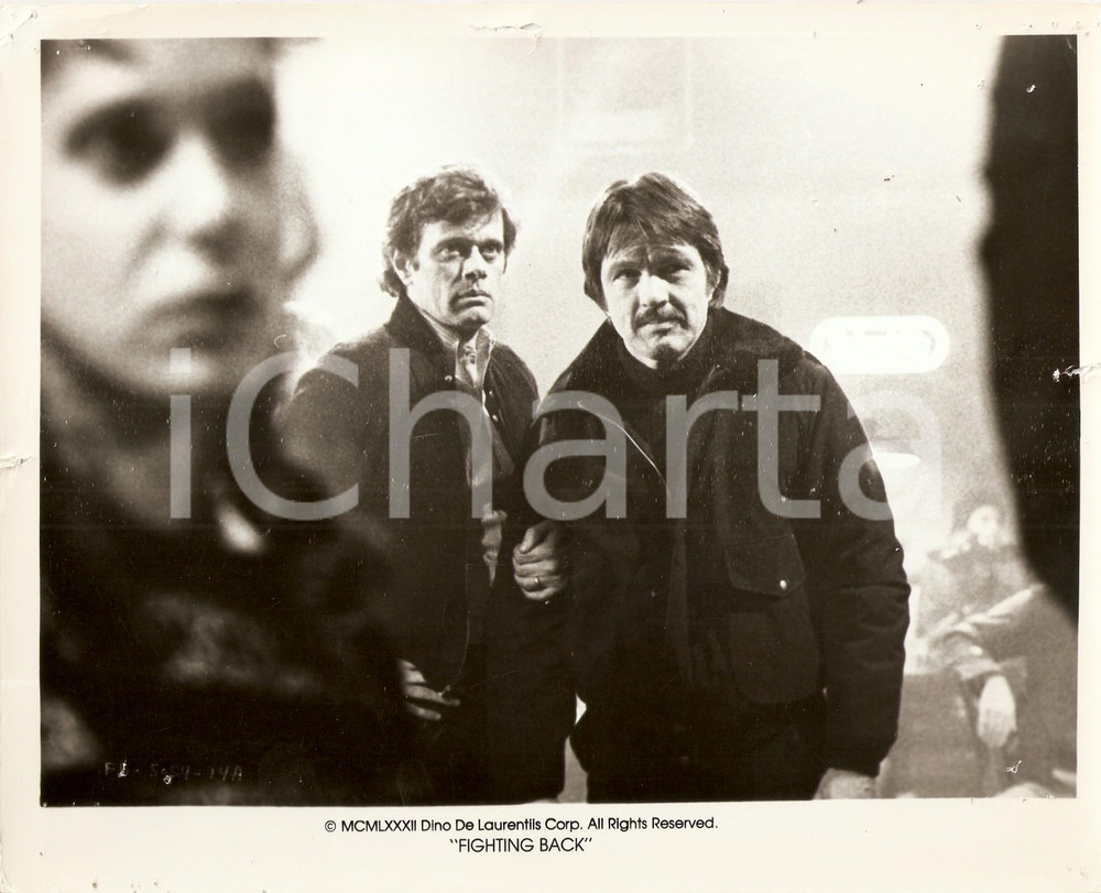 Fotografia d epoca originale 1982 FIGHTING BACK Tom SKERRITT Michael SARAZZIN Movie Lewis TEAGUE Foto 25x20 1