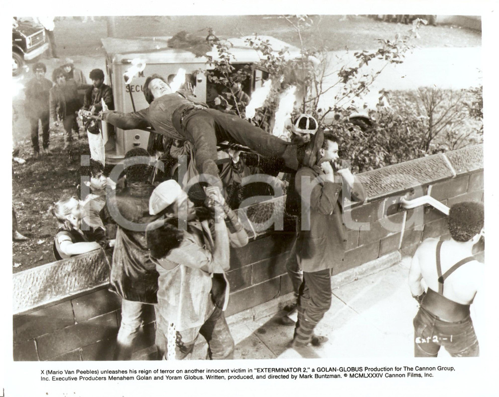 Fotografia d epoca originale 1984 EXTERMINATOR 2 Movie by Mark BUNTZMAN Criminals kidnap a guard Foto 25x20 1