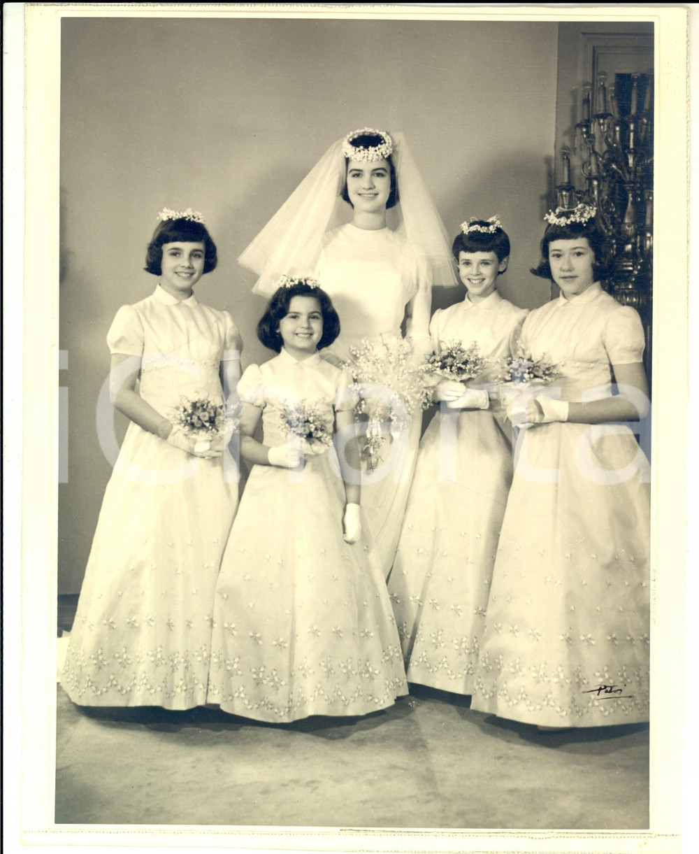 Fotografia d epoca originale 1940 ca MILANO Ritratto di una sposa tra le damigelle Foto PETRI 19x24 cm 1