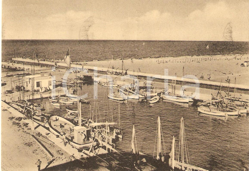 Cartolina originale da collezione 1951 RICCIONE RN Panorama della darsena Cartolina FG VG 1