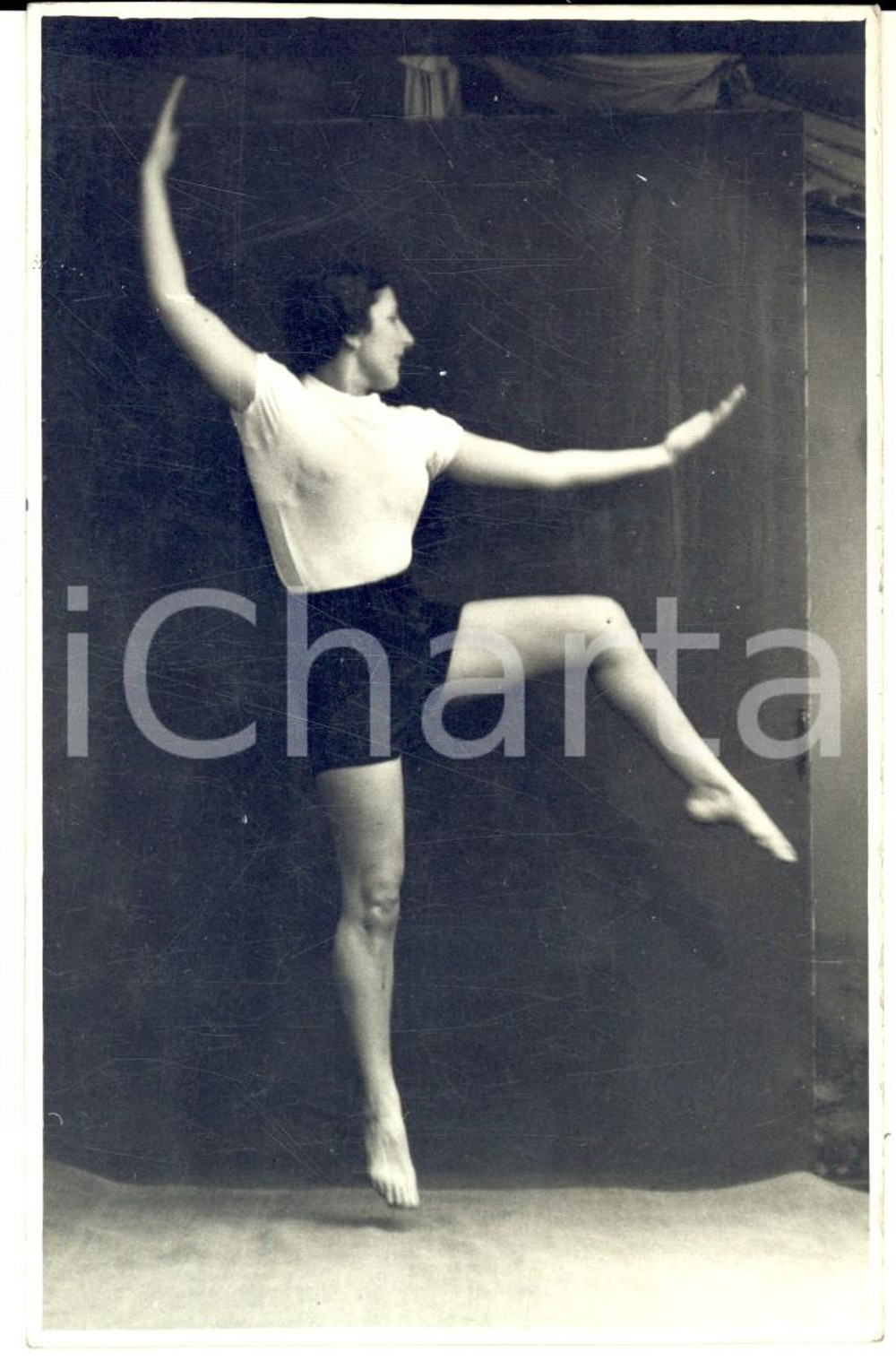 Fotografia d epoca originale 1935 ca GENOVA Ballerina Tusnelda RISSO prova uno spettacolo Foto 9x14 cm 1