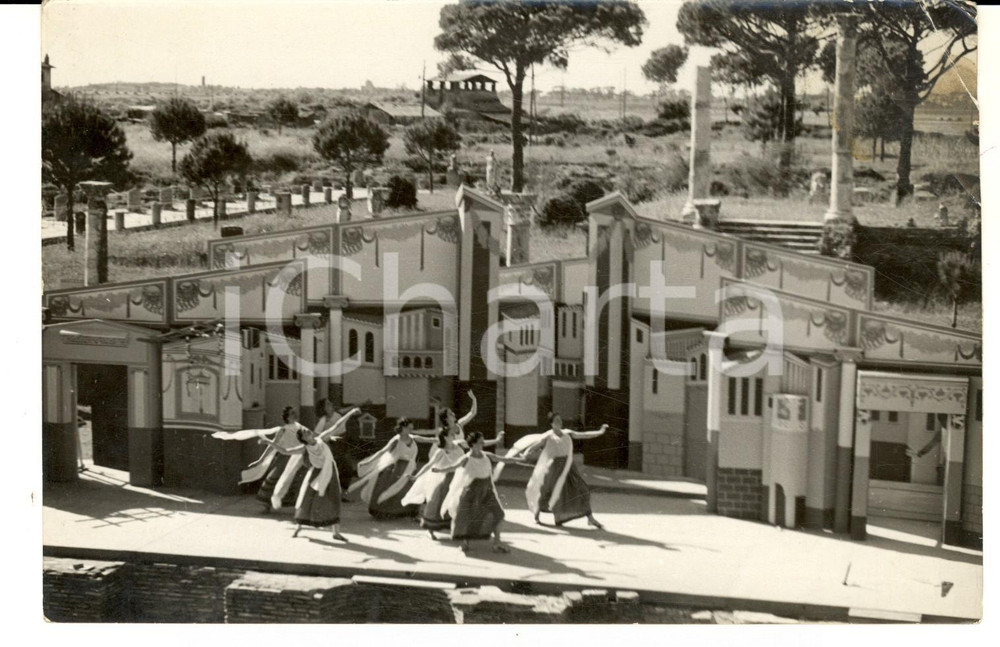 Fotografia d epoca originale 1938 Teatro OSTIA ANTICA Aulularia di Plauto  Coreografia di Tusnelda RISSO 1