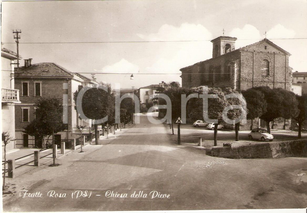 Cartolina originale da collezione 1960 ca FRATTE ROSA PU Chiesa della Pieve  Panorama Cartolina FG NV 1