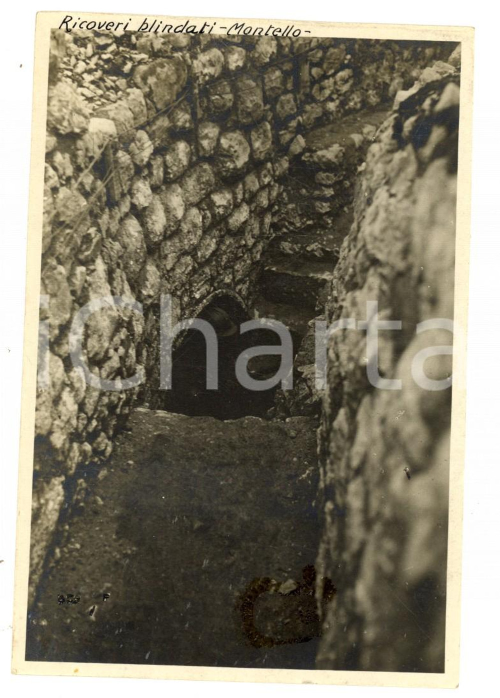 Fotografia d epoca originale 1918 WW1 Battaglia del Solstizio  MONTELLO   Ricoveri blindati Foto 9x14 cm 1
