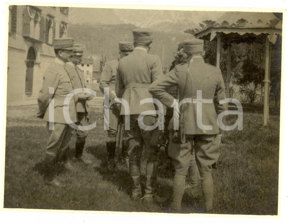 Fotografia d epoca originale 1918 WW1 AURONZO DI CADORE Ufficiali a colloquio Fotografia 14x10 cm 1