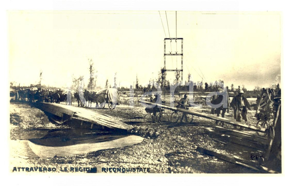 Fotografia d epoca originale 1918 WW1 FRONTE DEL PIAVE  Attraverso le regioni riconquistate Foto seriale 1