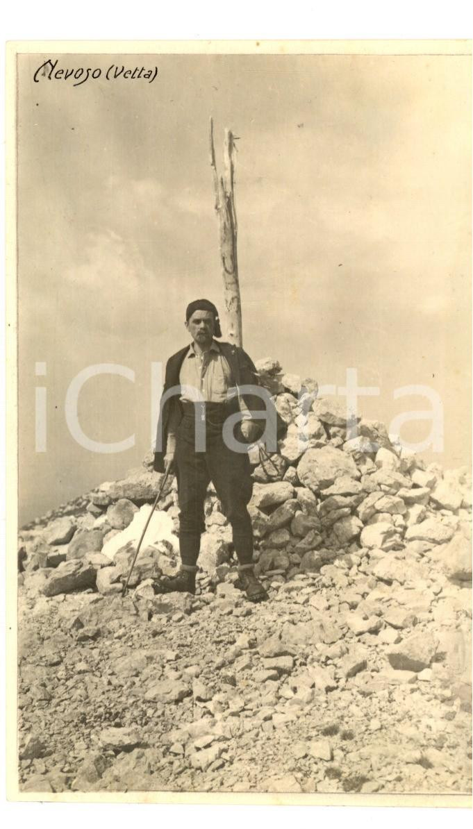 Fotografia d epoca originale 1923 MONTE NEVOSO CARSO Architetto Carlo MORANI in vetta Foto 9x14 cm 1