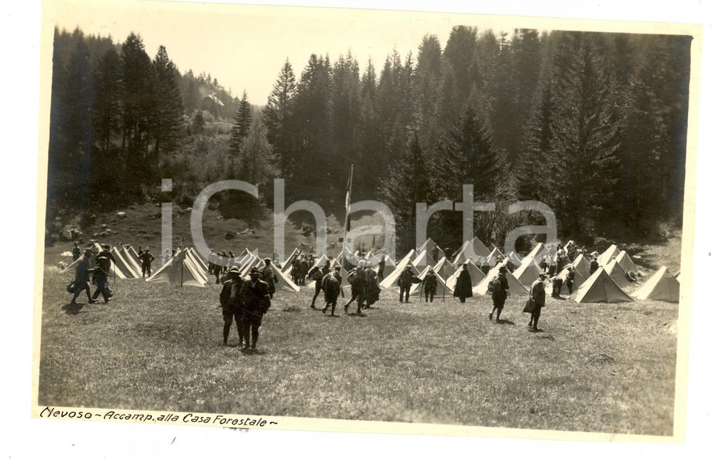 Fotografia d epoca originale 1923 MONTE NEVOSO CARSO Accampamento C.A.I. alla casa forestale Foto 17x12 cm 1