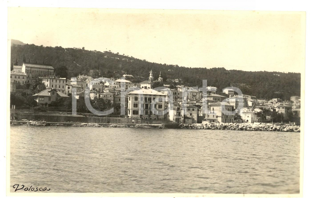 Fotografia d epoca originale 1923 ABBAZIA / VOLOSCA ISTRIA Veduta del paese dal mare Foto 17x12 cm 1