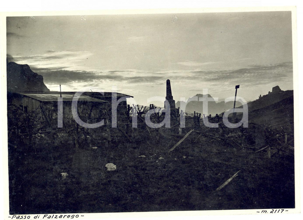 Fotografia d epoca originale 1919 PASSO FALZAREGO Veduta al tramonto con il cippo Foto ARTISTICA 17x12 1