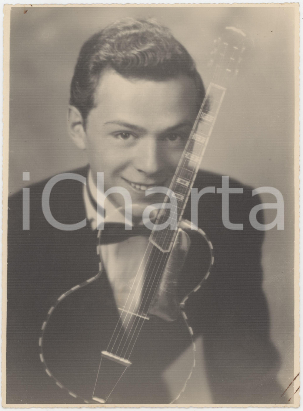 Fotografia d epoca originale 1948 SARONNO VA Chitarrista FICICCHIA  Ritratto 3 Foto 18x24 cm 1