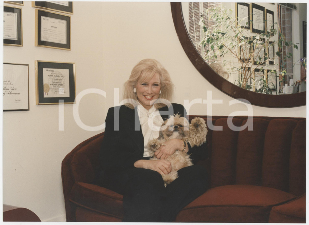 Fotografia d epoca originale 1995 ca COSTUME USA Lillian GLASS con il suo cane  Foto 21x15 cm 1 1