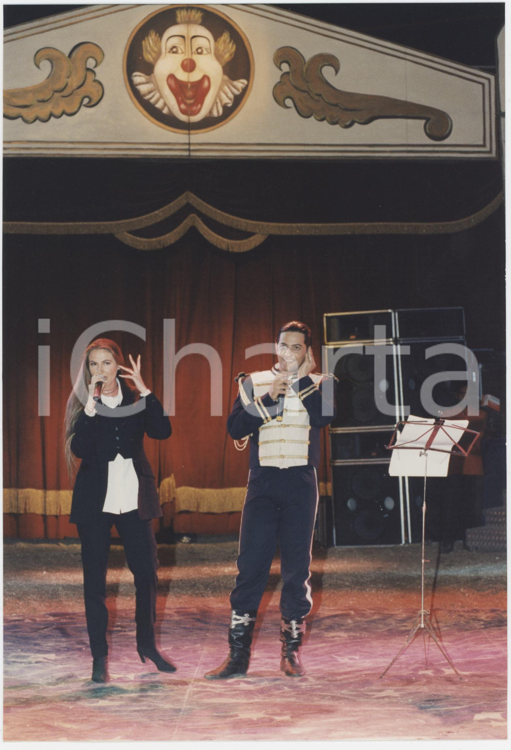 Fotografia d epoca originale 1996 COSTUME  CIRCO ORFEI  Rosario FIORELLO Federica PANICUCCI Foto 13x19 2 1