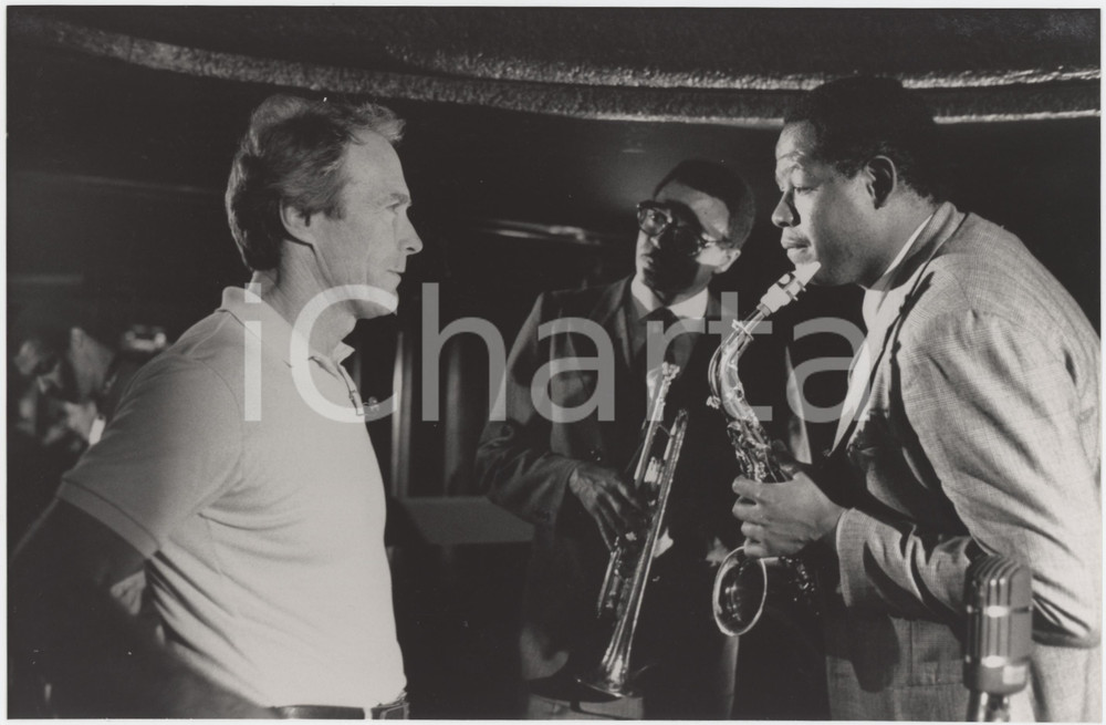Materiale cinematografico d’epoca 1988 CINEMA Bird  Forest WHITAKER e Clint EASTWOOD sul set del film  Foto 1