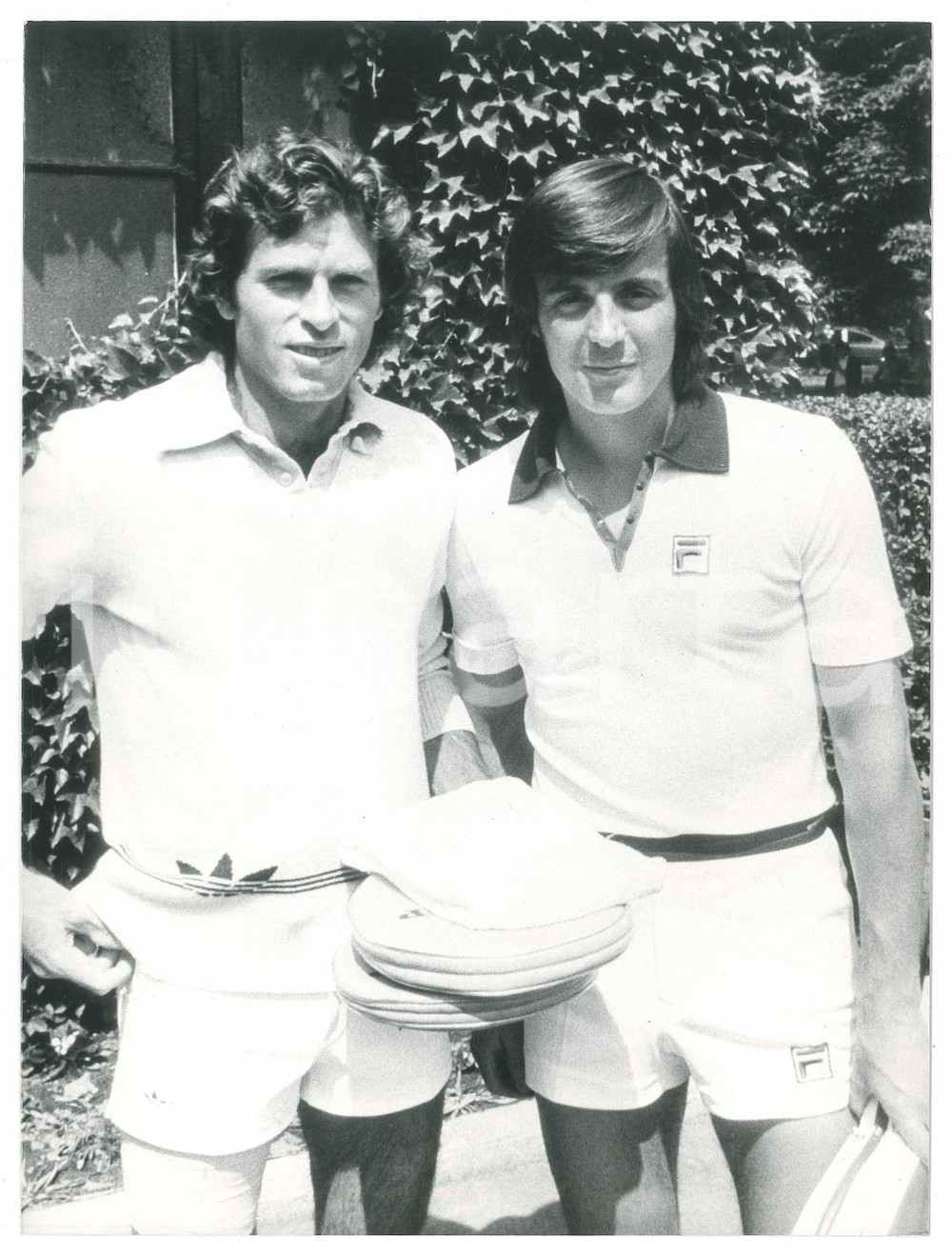 Fotografia d epoca originale 1975 ca TENNIS Adriano PANATTA Jaime FILLOL Foto 18x24 cm 1