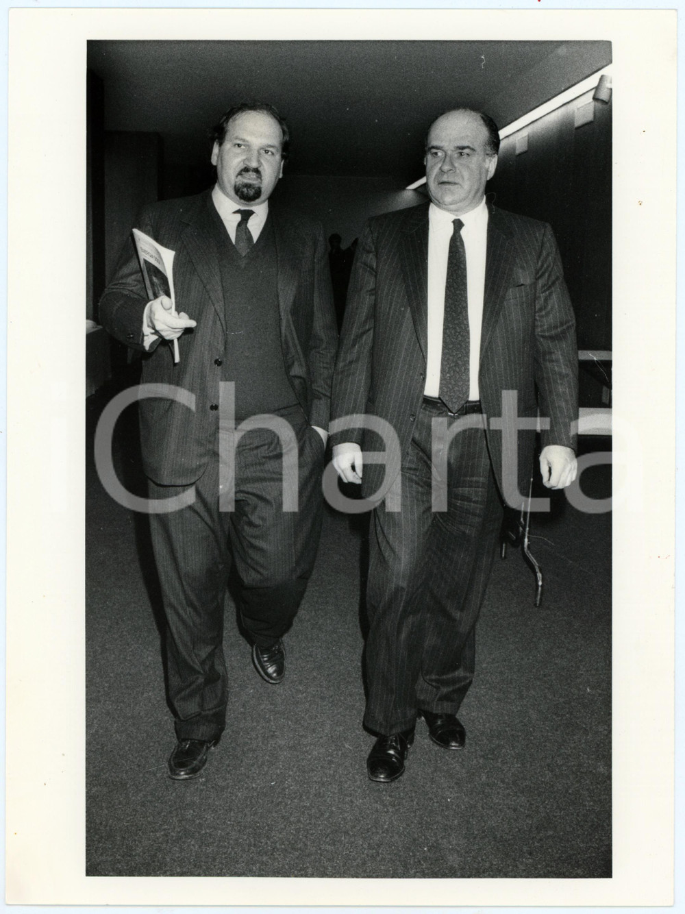 Fotografia d epoca originale 1985 ca ITALIA  POLITICA Daniel KRAUS Valerio ZANONE Foto 17x24 cm 1