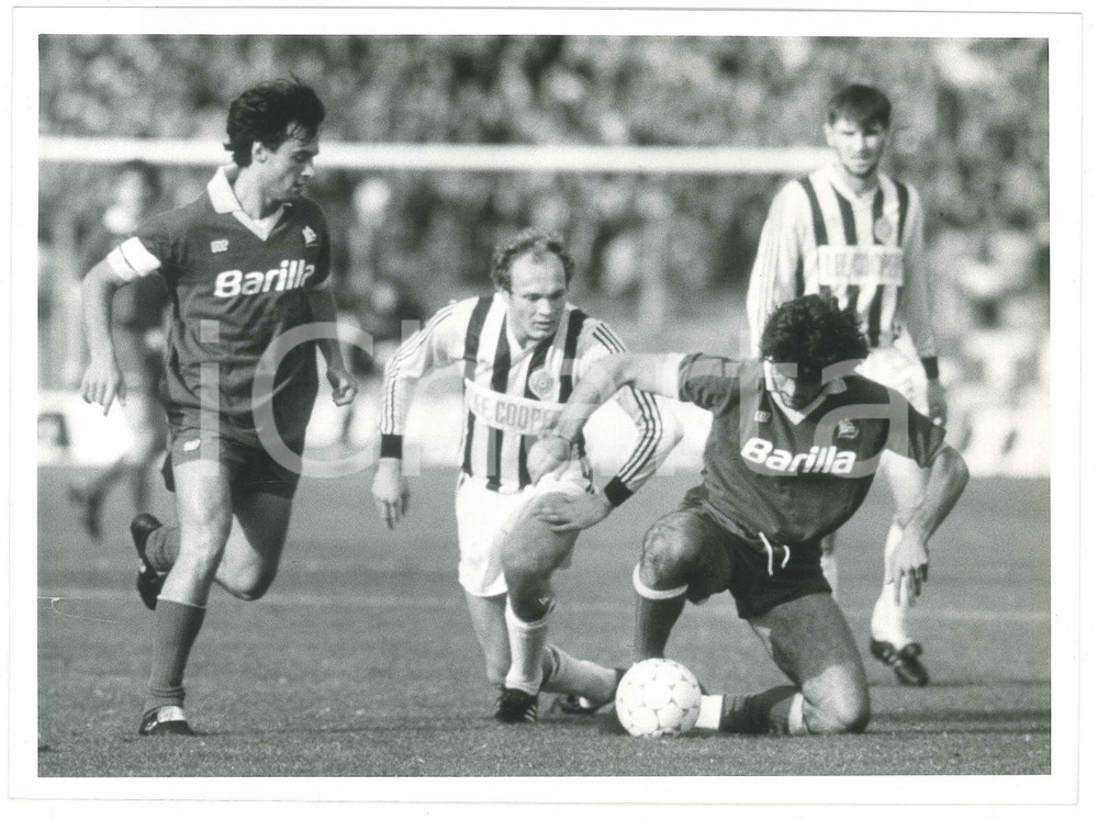 Fotografia d epoca originale 1988 COPPA UEFA  AS ROMA vs PARTIZAN Giuseppe GIANNINI Roberto POLICANO Foto 1