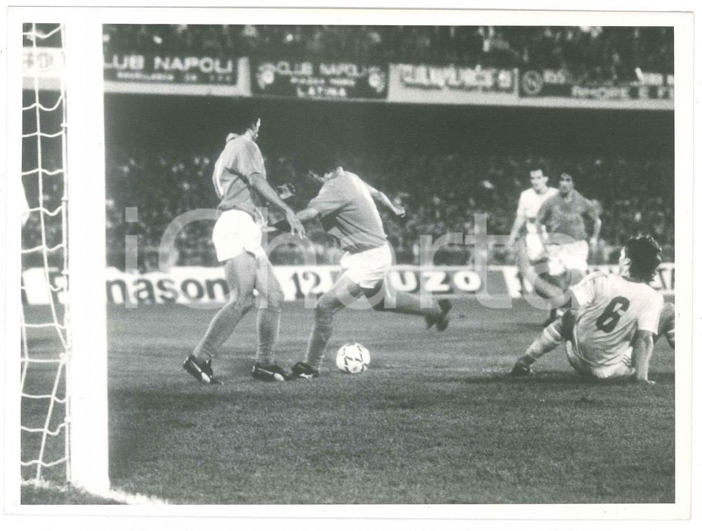 Fotografia d epoca originale 1990 ca CALCIO Napoli vs VfB Stuttgart  Gol di Antonio CARECA Foto 24x18 1 1