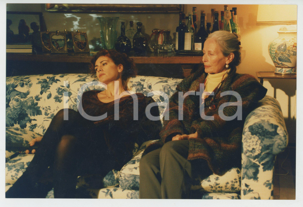 Materiale cinematografico d’epoca 1998 CANALE 5  LA FORZA DELL AMORE Elena Sofia RICCI Anna ORSO Foto 22x15 cm 1