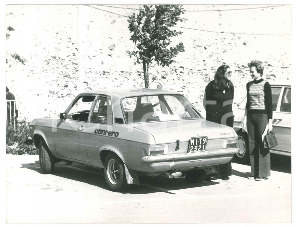 Fotografia d epoca originale 1974 SANREMO  RALLY Simonetta DEL MAZZA e Opel ASCONA prima della gara  Foto 3 1