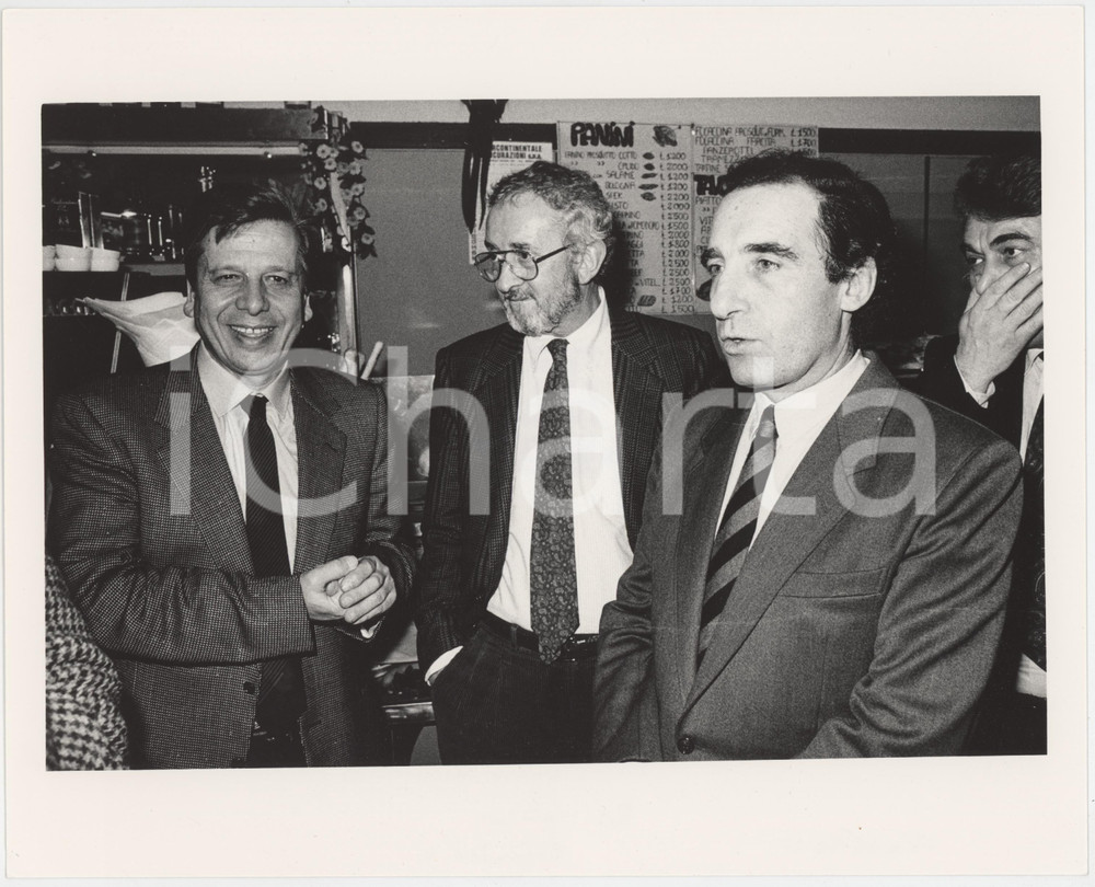 Fotografia d epoca originale 1990 ca MILANO  PSI Paolo PILLITTERI Mario RAIMONDO Pio DE BERTI Foto 25x20 2 1