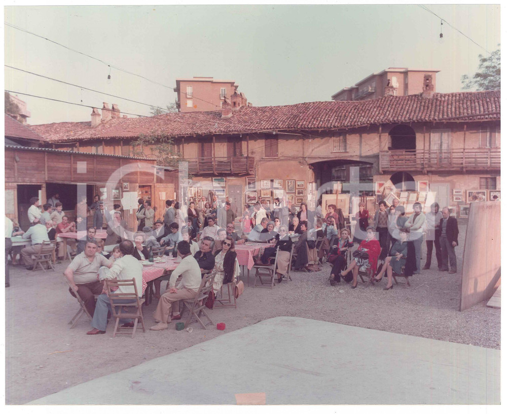 Fotografia d epoca originale 1975 ca MILANO Cascina CASE NUOVE  PSI Festa dell Avanti!  Pubblico  Foto 1