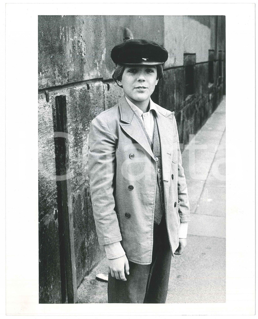 Materiale cinematografico d’epoca 1988 CINEMA Le prime foglie d autunno Matteo ROCCHIETTA Ritratto  Foto 20x25 1