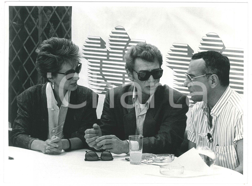Fotografia d epoca originale 1985 FESTIVAL DI CANNES  Nathalie BAYE Johnny HALLYDAY Foto 1