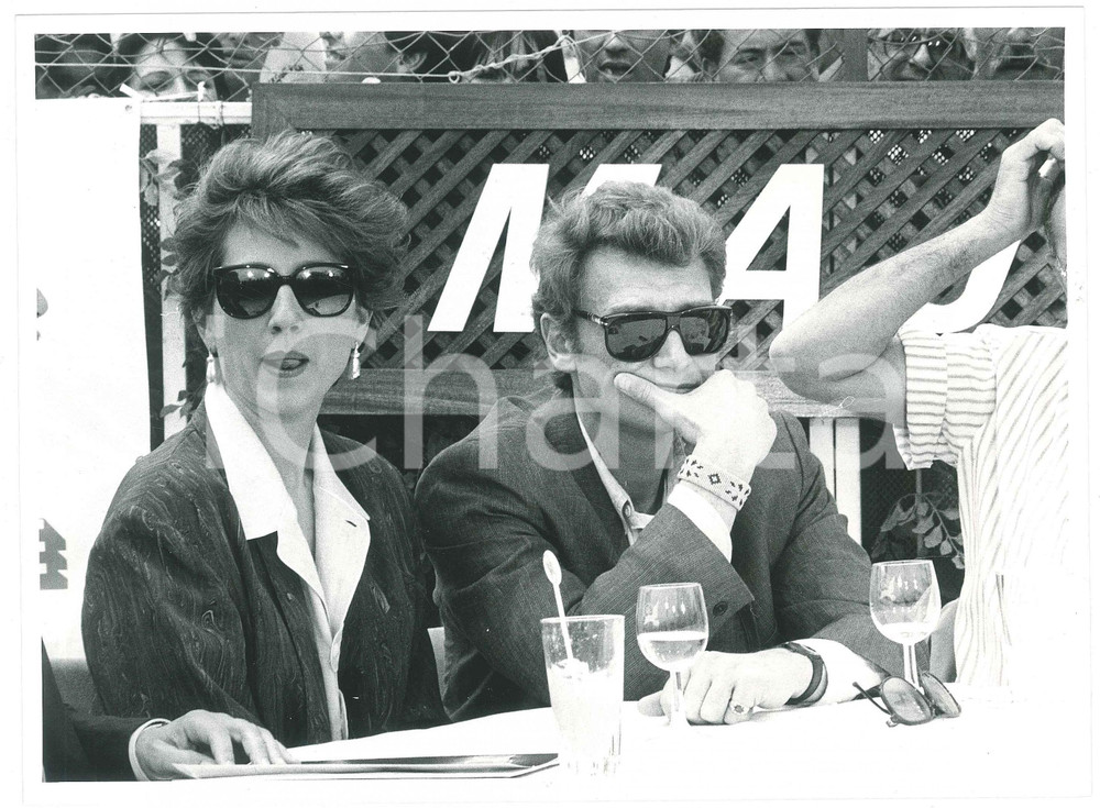 Fotografia d epoca originale 1985 FESTIVAL DI CANNES  Nathalie BAYE Johnny HALLYDAY  Foto 24x18 cm 1