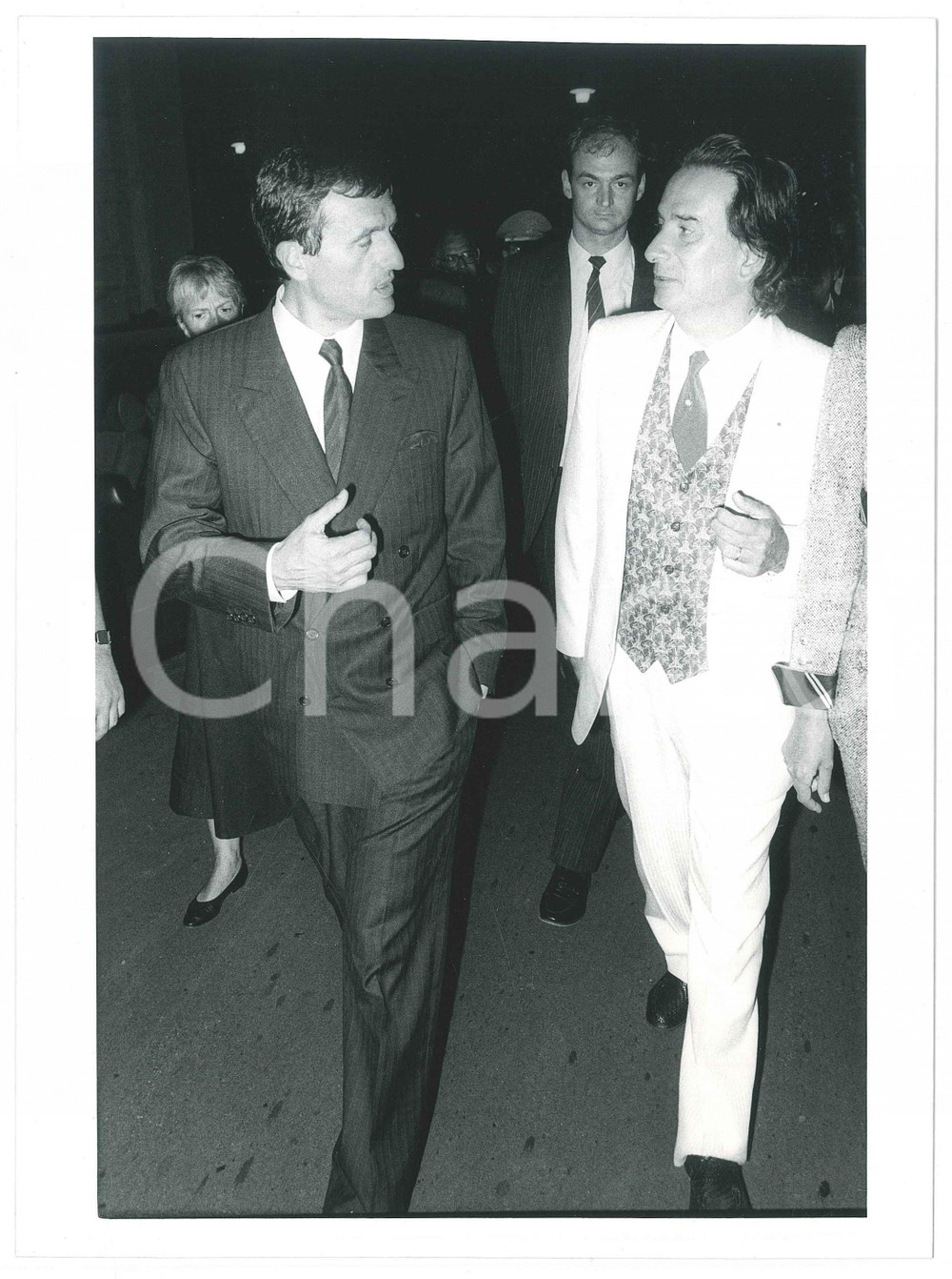 Fotografia d epoca originale 1986 VENEZIA Mostra del Cinema FranÃ§ois LÃ‰OTARD Paolo PORTOGHESI  Foto 18x24 cm 1
