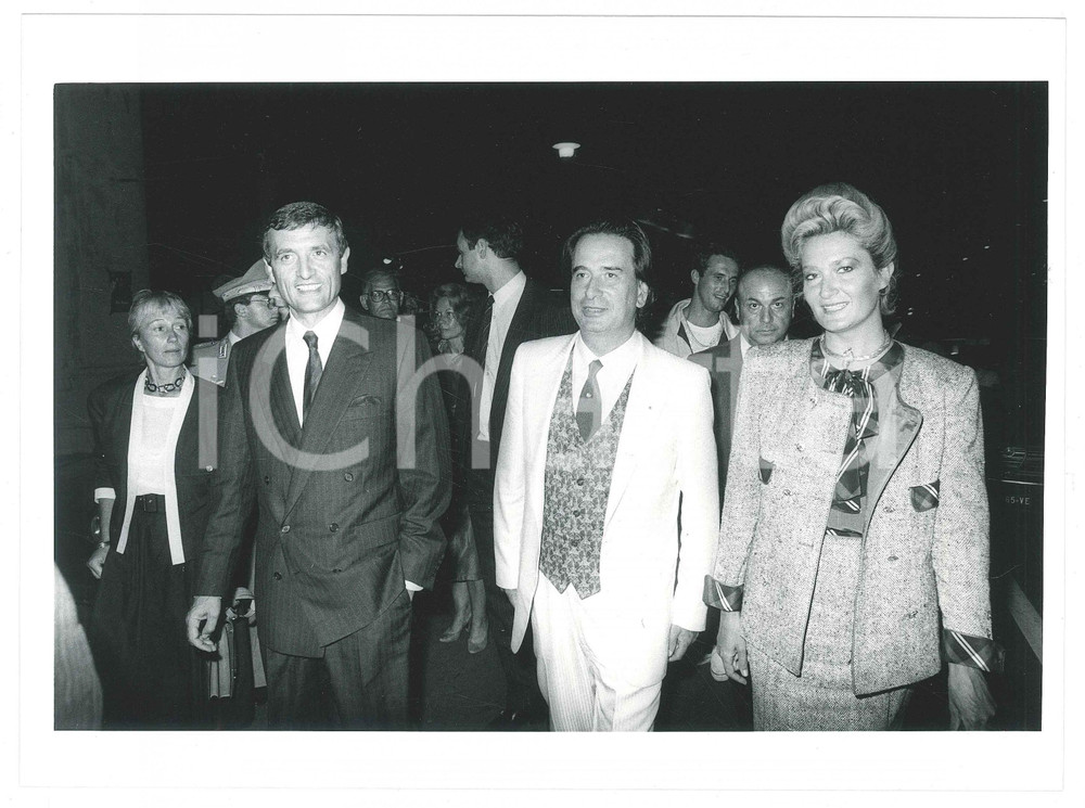 Fotografia d epoca originale 1986 VENEZIA Mostra del Cinema Paolo PORTOGHESI FranÃ§ois LÃ‰OTARD  Foto 24x18 cm 1