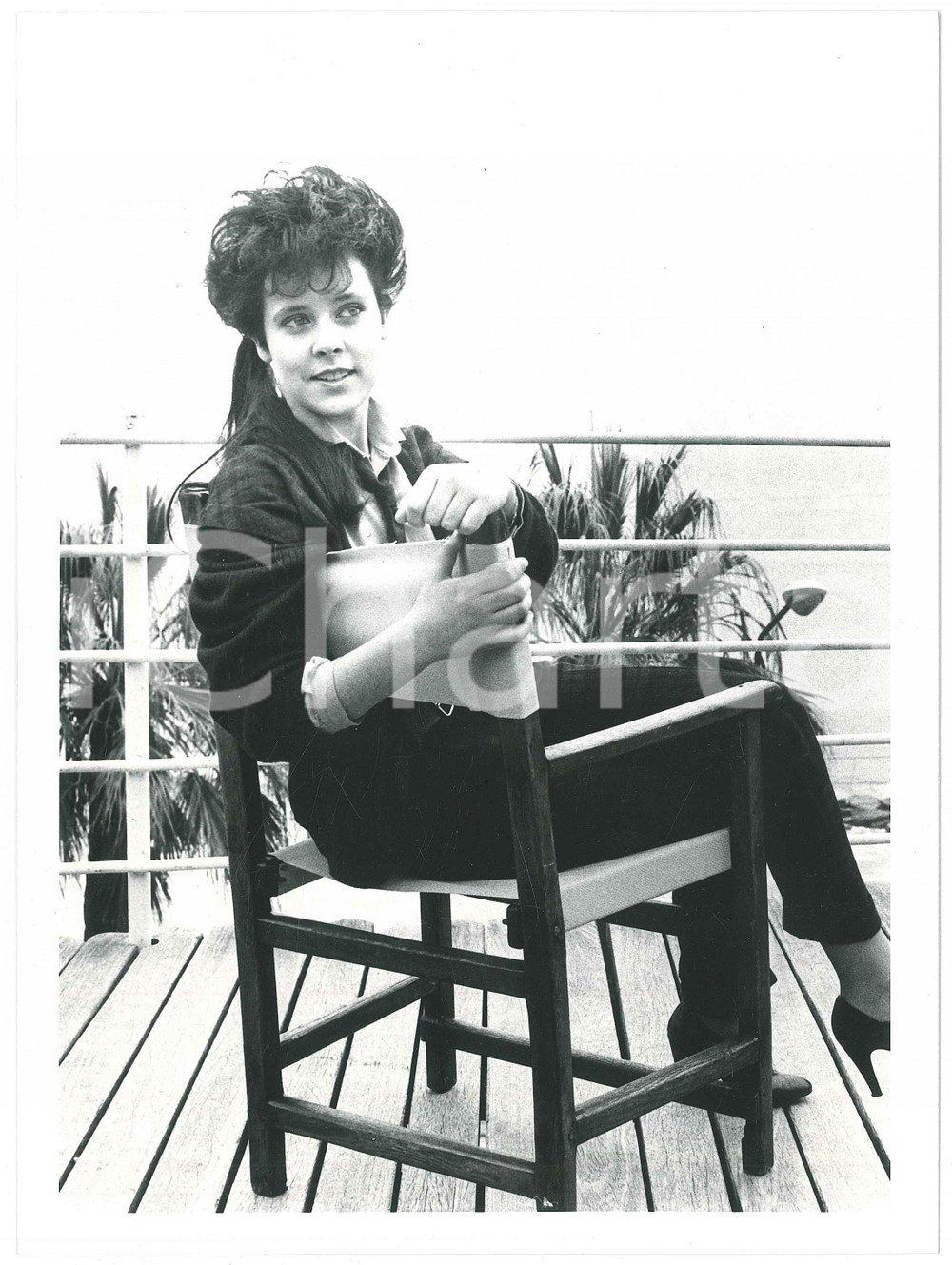 Fotografia d epoca originale 1985 FESTIVAL DI SANREMO Cinzia CORRADO Ritratto della cantante  Foto 18x24 1