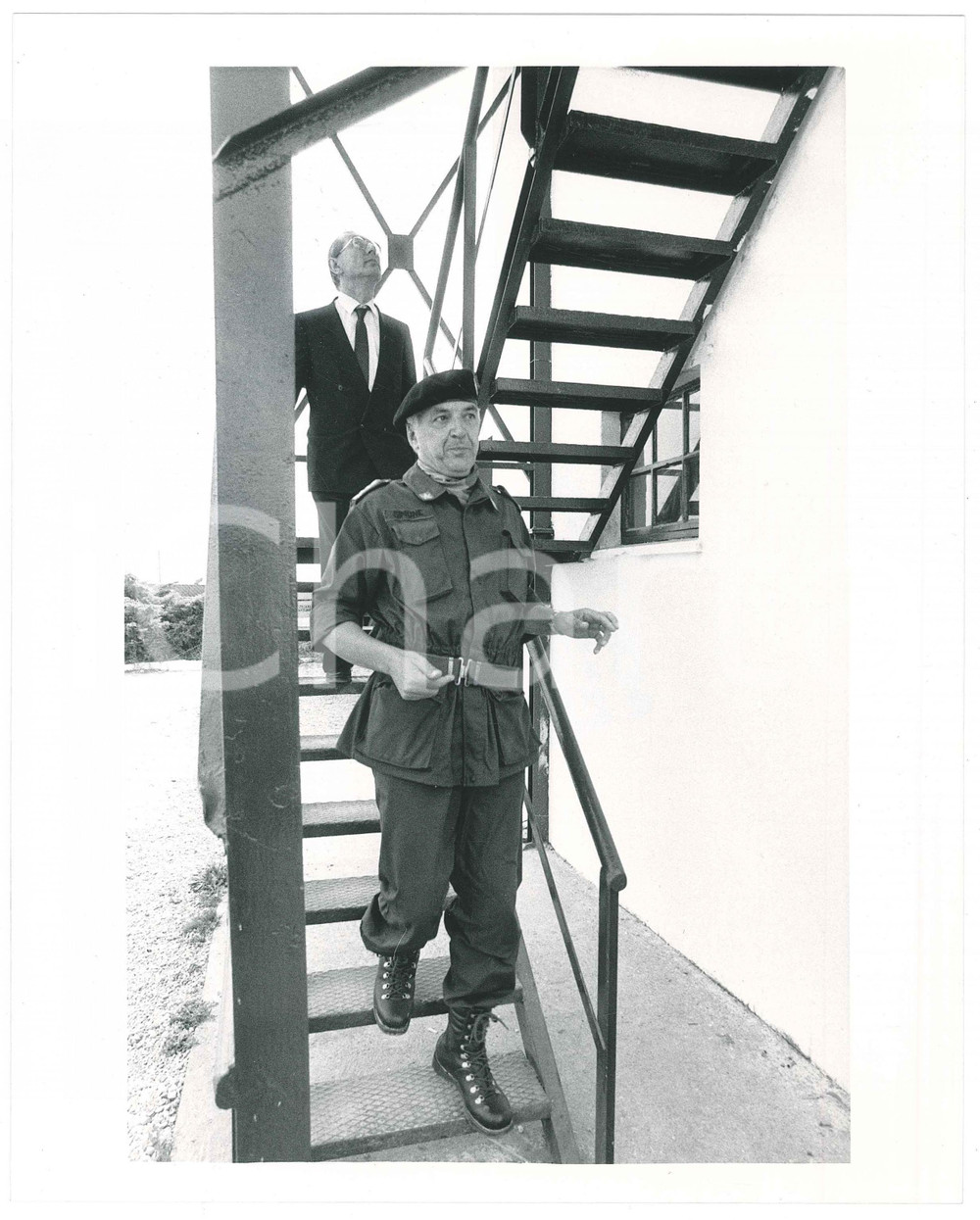 Fotografia d epoca originale 1990 ca ESERCITO ITALIANO  Raffaele SIMONE Angelo PAVAN  Foto 20x25 cm 1 1