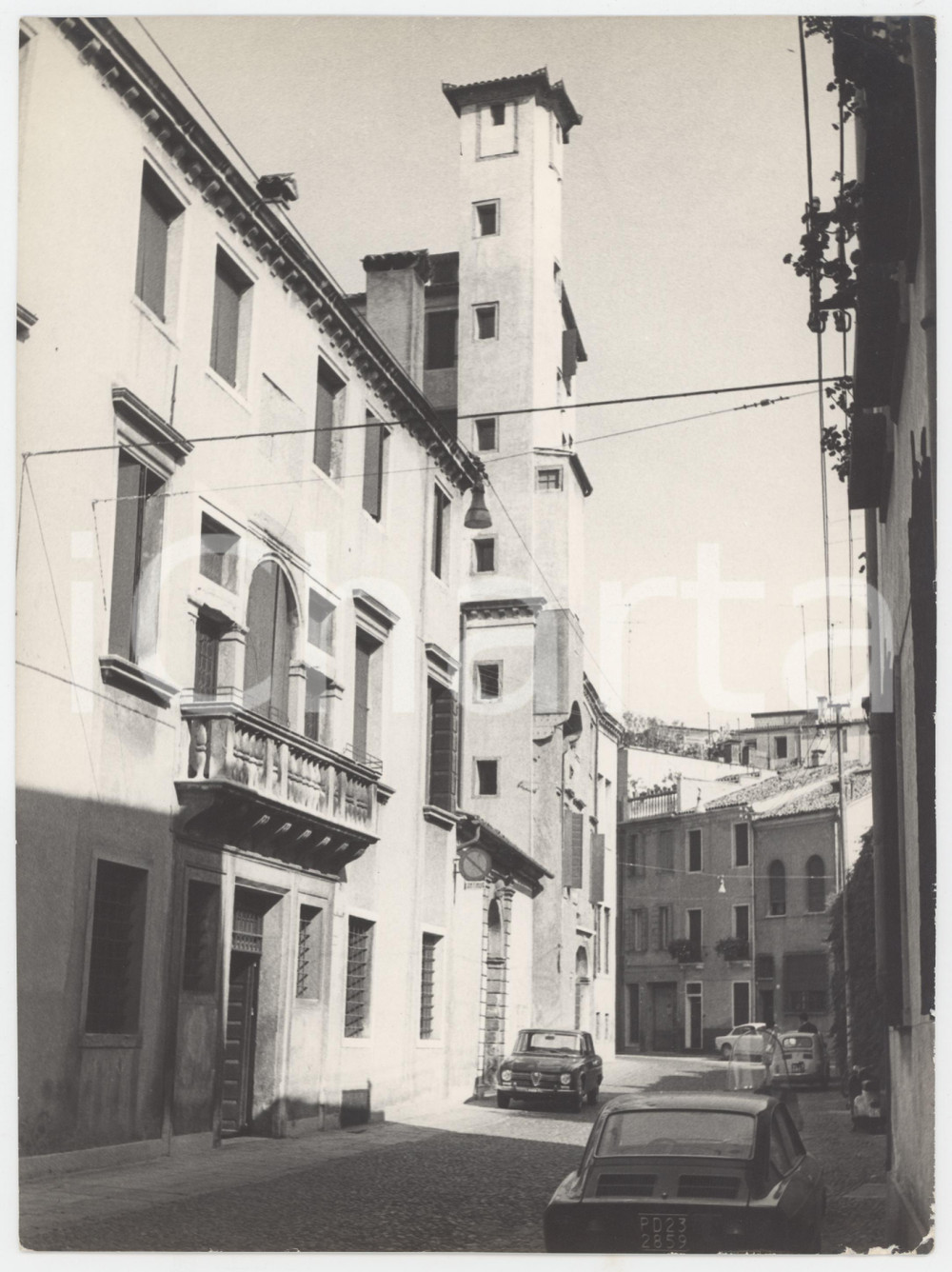 Fotografia d epoca originale 1970 ca PADOVA Via Sant Eufemia  Scorcio della cittÃ   Foto 18x24 cm 1