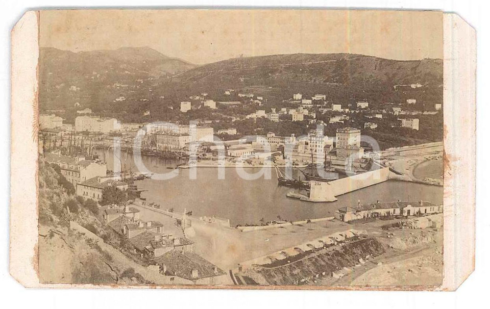 Fotografia d epoca originale 1875 ca s.l. EUROPA Veduta panoramica con porto Foto albumina CDV 1