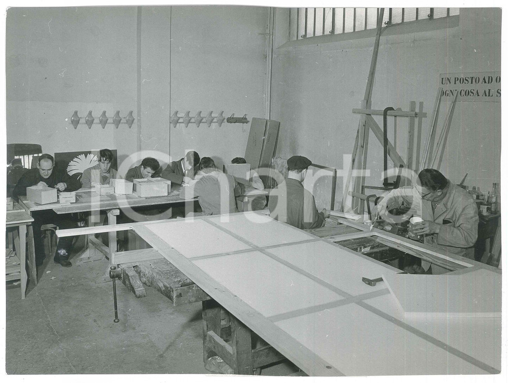 Fotografia d epoca originale 1967 TORINO Via A. Doria  Centro di lavoro per subnormali psichici  Foto 8 1