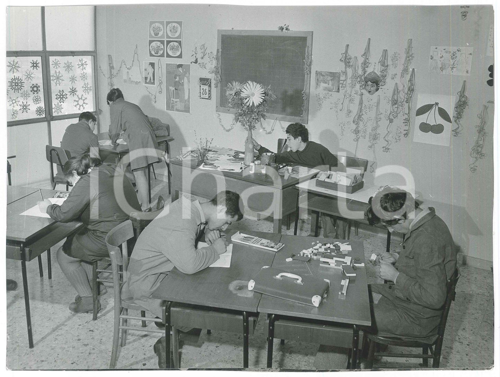 Fotografia d epoca originale 1967 TORINO Via A. Doria  Centro di lavoro per subnormali psichici  Foto 15 1