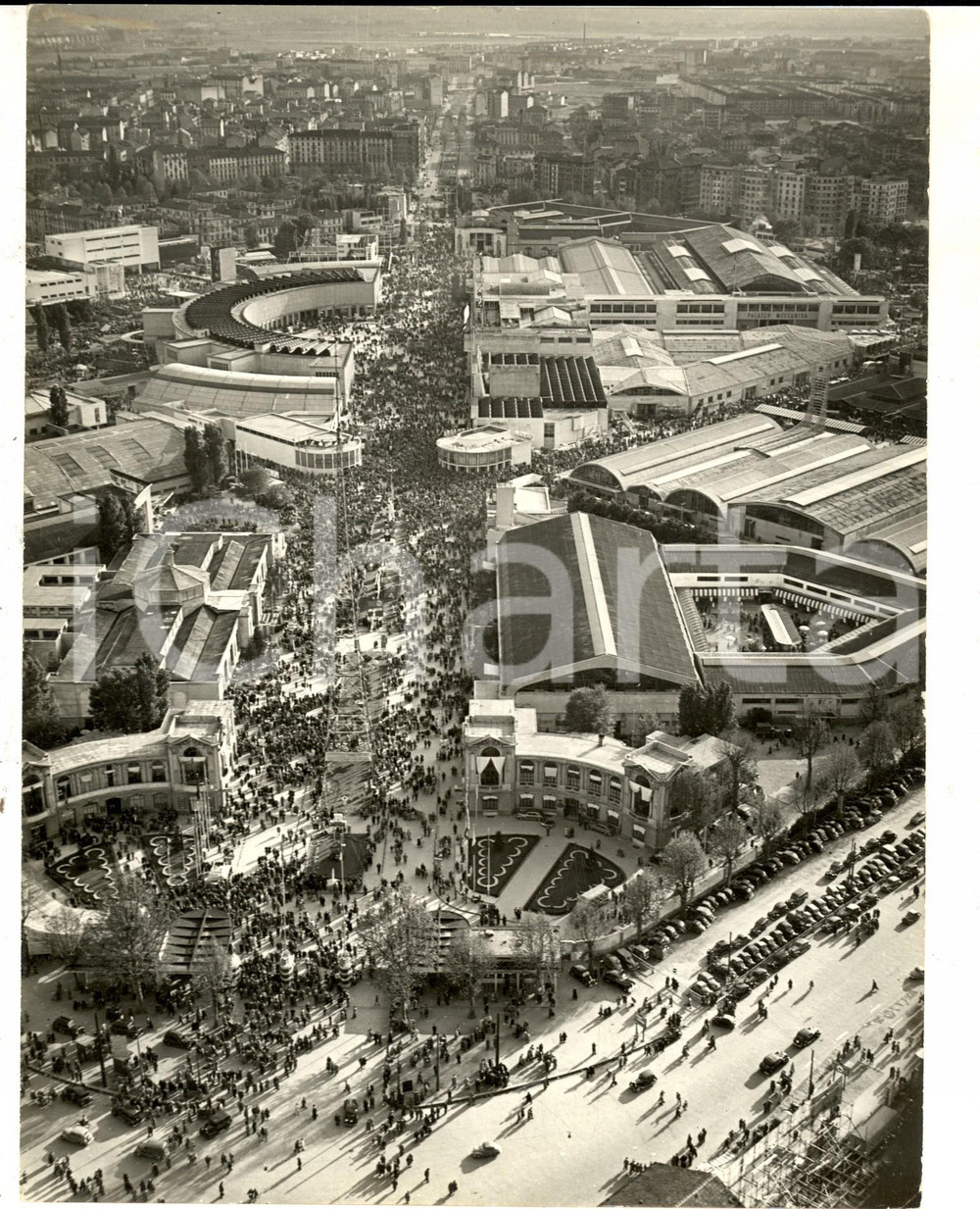 Fotografia d epoca originale 1950 MILANO Veduta della Fiera Campionaria dall alto Fotografia 20x24 cm 1
