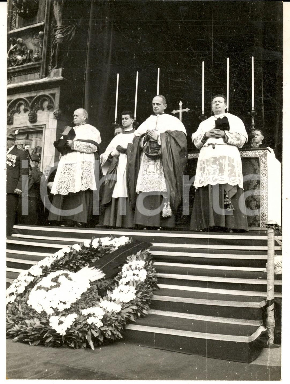 Fotografia d epoca originale 1959 MILANO Messa mons. Giovanni Battista MONTINI per 32Â°Convegno Penne Nere 1