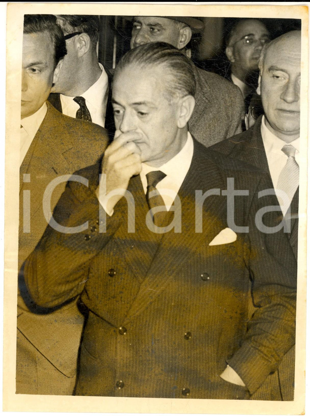 Fotografia d epoca originale 1956 LONDON Lancaster House  Gaetano MARTINO after SUEZ NATIONS meeting Photo 1