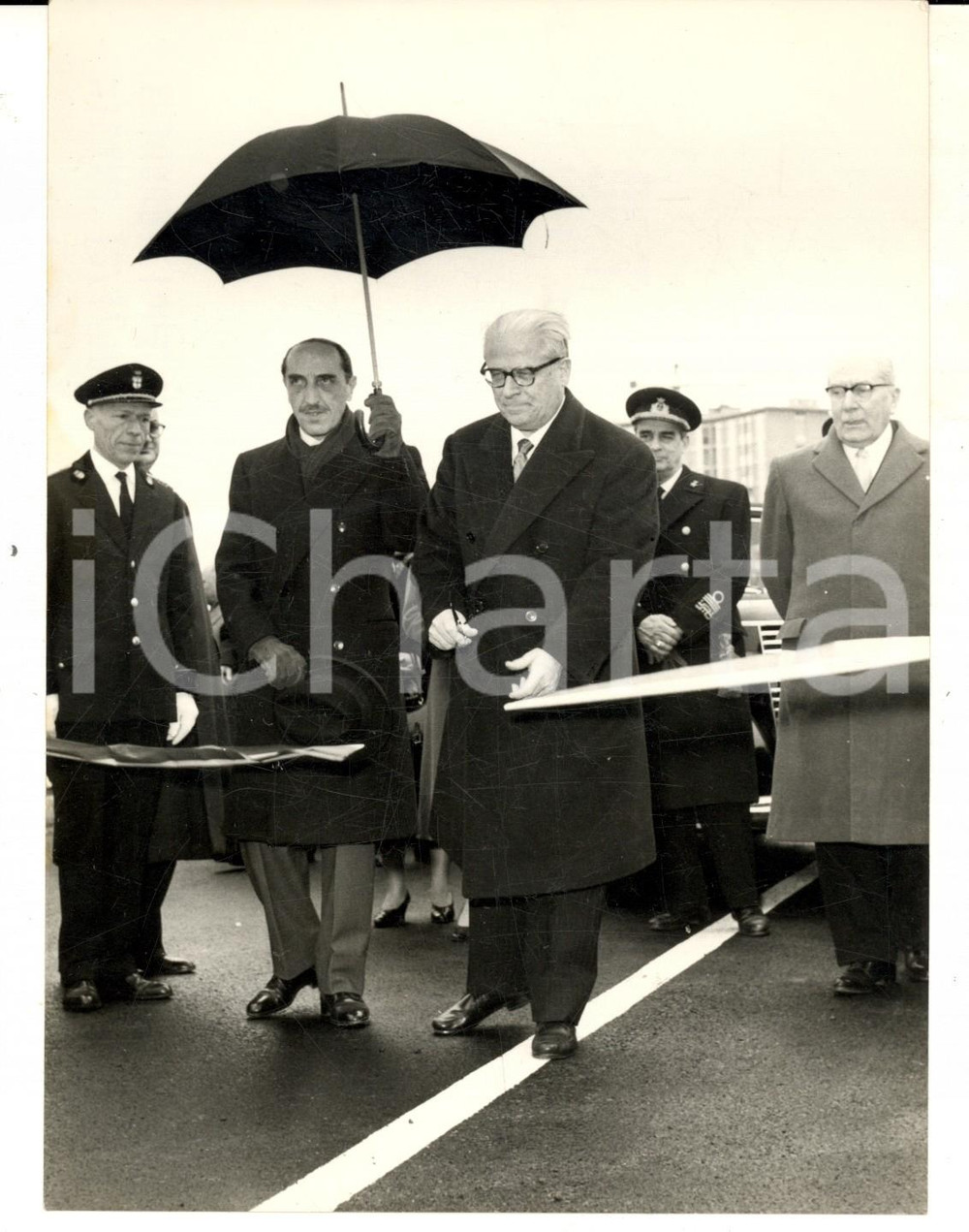 Fotografia d epoca originale 1958 MILANO Inaugurazione del cavalcavia di viale Certosa Fotografia 18x13 1