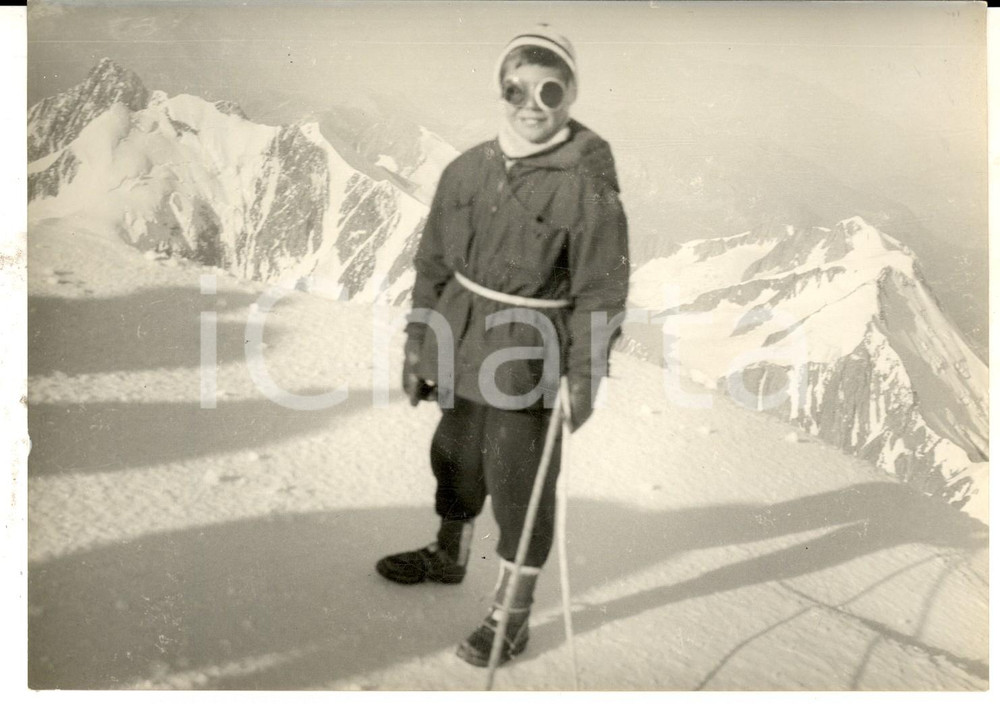 Fotografia d epoca originale 1956 MONTE BIANCO Emilio STEFANELLI in vetta a 9 anni Fotografia 18x13 cm 1